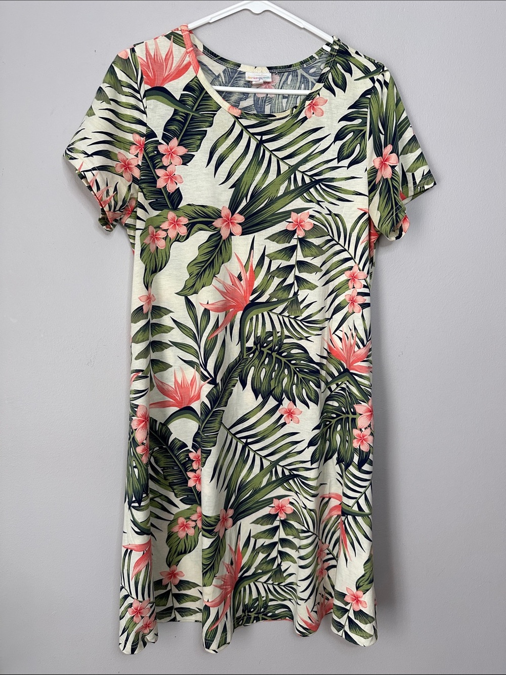 LuLaRoe Cream Tropical Floral A-Line T-Shirt Dress with Pink Accents size M